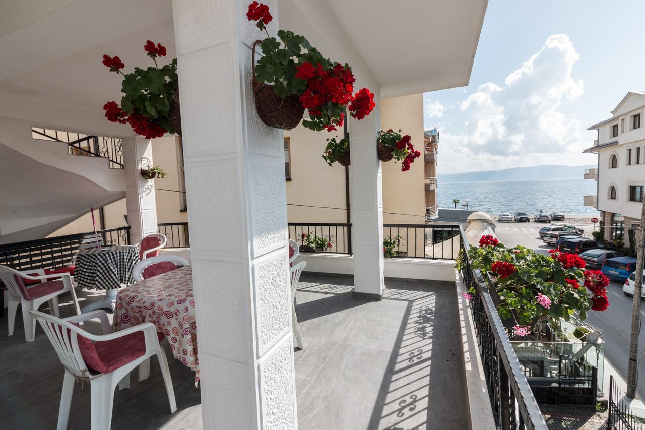 Villa Dudan LakeView Ohrid Esterno foto